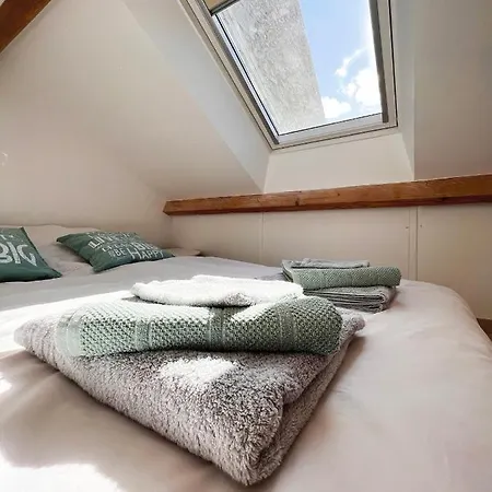 Charmante Maisonnette Au Calme / Jardin Privatif *