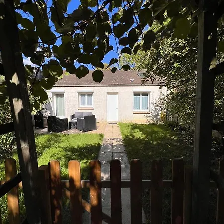 Charmante Maisonnette Au Calme / Jardin Privatif *